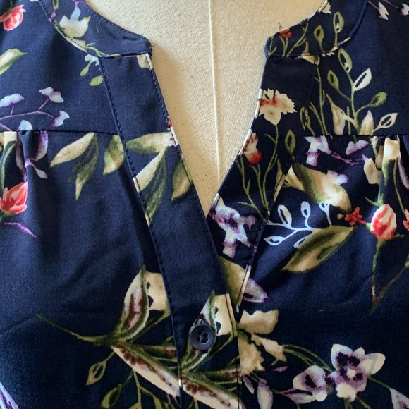 Original Nicole Miller Navy Floral Sundress - Picture 3 of 10